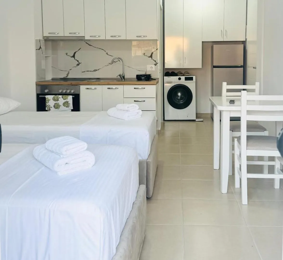 Vila Tola Durrës